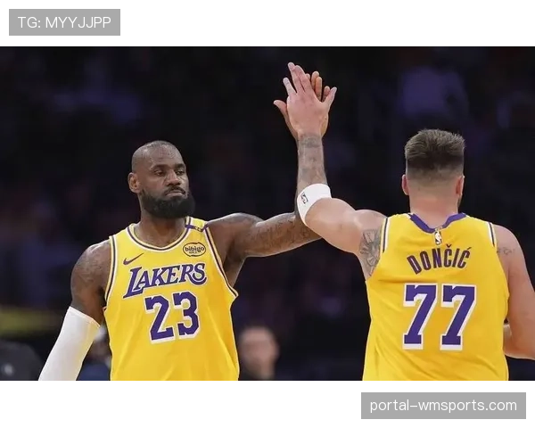 湖人主动出击震动联盟内线核心或将离队终于等来全新建队核心