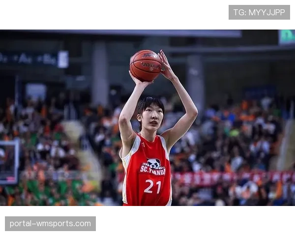 老将韩旭三代中锋亮相见证战术时代变迁